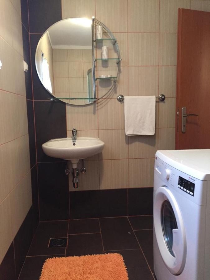 Vrh  Apartments Kukuruzovic מראה חיצוני תמונה